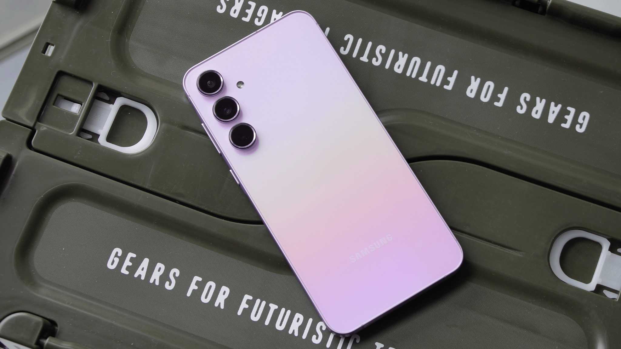 گوشی موبایل گلکسی a56